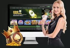 Antarmuka aplikasi suster 123 menampilkan permainan slot dan menu navigasi